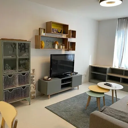 Precioso Exterior En Centro. *