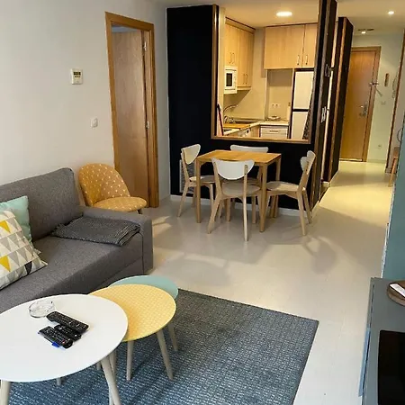 Precioso Exterior En Centro. *