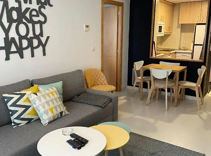 Precioso Exterior En Centro. Apartamento *